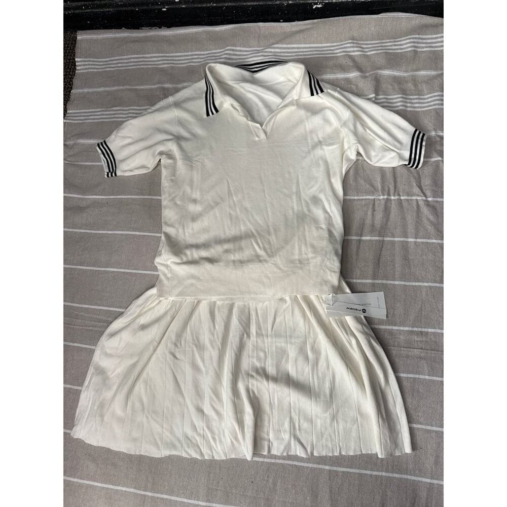 FISOEW White Polo Shirt and Pleated Skirt Set - Picture 8 of 8